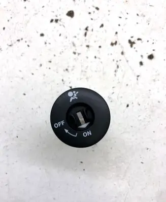 Passenger airbag on/off switch