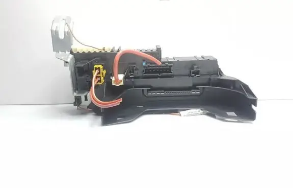 Mercedes-Benz E C207 W207 Fuse module