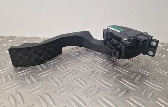 Audi A8 S8 D2 4D Accelerator throttle pedal 4E1723523B