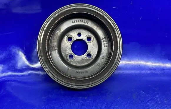 Volkswagen Sharan Crankshaft pulley 03G105243