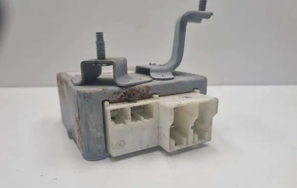 Toyota Yaris Power steering control unit/module 896500D100 2B2983102