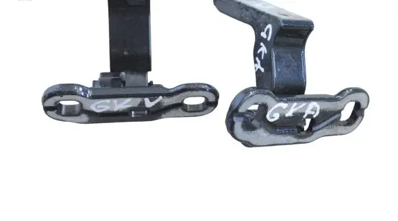 Volvo XC90 Rear door lower hinge 31424587