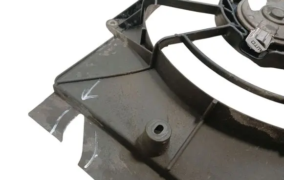 Toyota Yaris Air conditioning (A/C) fan (condenser) 
