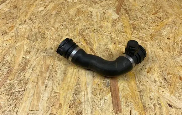 BMW X3 F25 Engine coolant pipe/hose 8571606