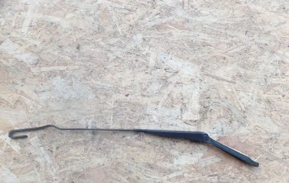 Opel Astra G Front wiper blade arm 90559600LH