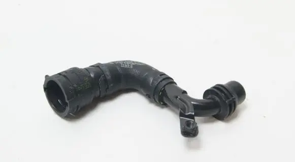 Volkswagen Golf VII Engine coolant pipe/hose 05L122157R