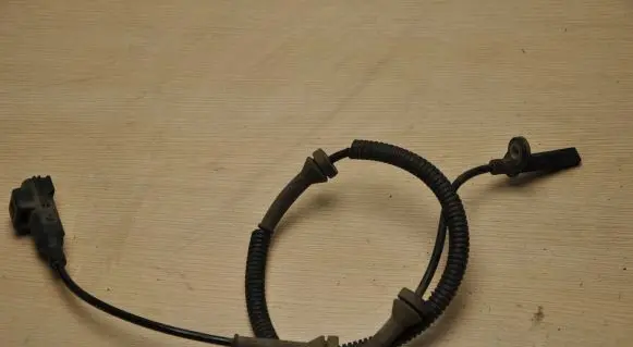 Land Rover Discovery Sport ABS wheel speed sensor FK722C190AE