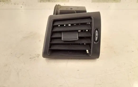 Dashboard side air vent grill/cover trim