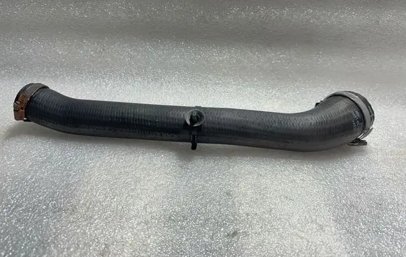 Volvo V50 Intercooler hose/pipe 6M516C646EA