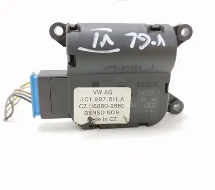 Volkswagen Golf VI Air flap motor/actuator 3C1907511A CZ1168802860