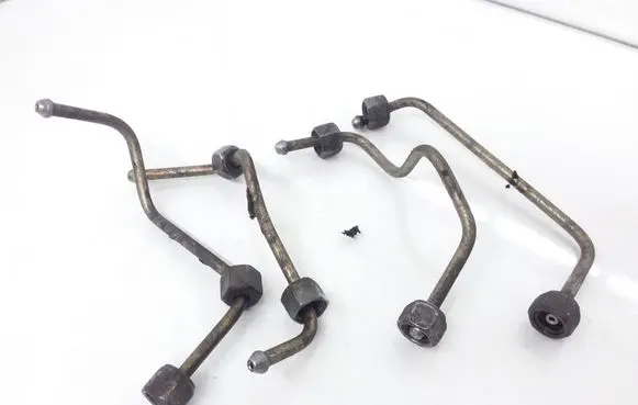 Renault Espace - Grand espace IV Fuel injector supply line/pipe 