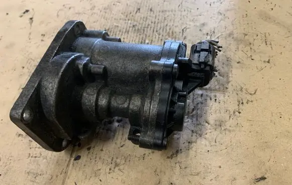 Ford Focus EGR valve 212000058A PTGF30