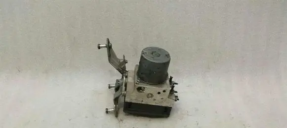 Mercedes-Benz CLS C219 ABS Pump A2114312312