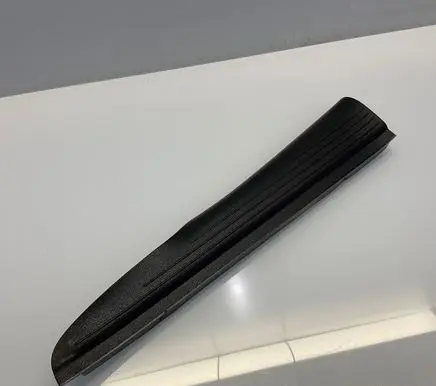 Mercedes-Benz E W211 Rear sill trim cover A2116805235 2116805235
