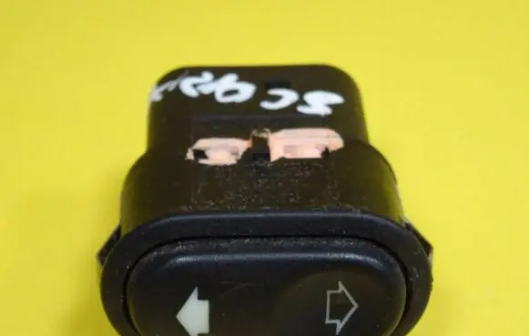 Ford Scorpio Electric window control switch 95BG14529AA 03161400