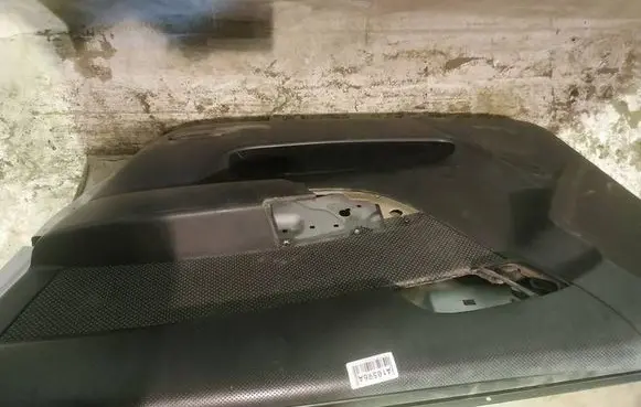 Chevrolet Aveo Front door card panel trim