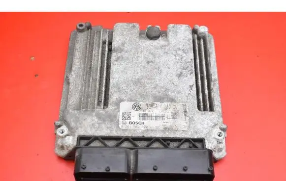 Skoda Superb B6 (3T) Engine control unit/module ECU 0261S02600