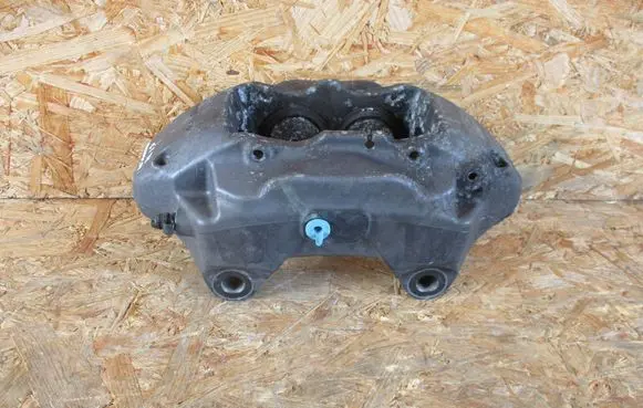 Volkswagen Touareg I Front brake caliper 209236032A