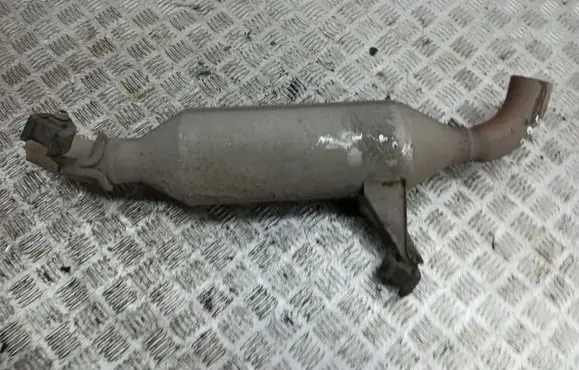 Toyota Avensis T270 Muffler/silencer 