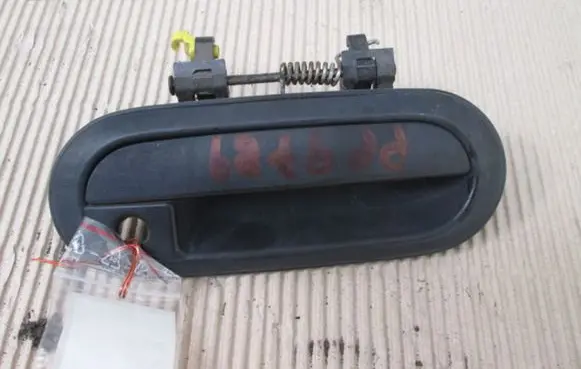 Nissan Sunny Front door exterior handle
