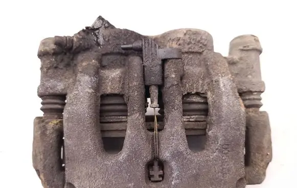 Mercedes-Benz Sprinter W906 Front brake caliper