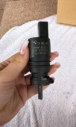 BMW 5 F10 F11 Windscreen/windshield washer pump 67128362154