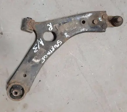 KIA Sportage Front control arm