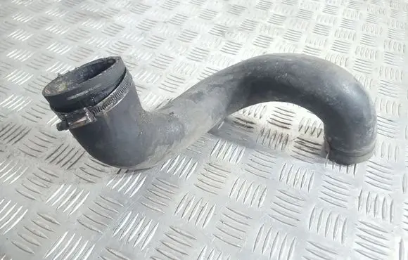 Intercooler hose/pipe