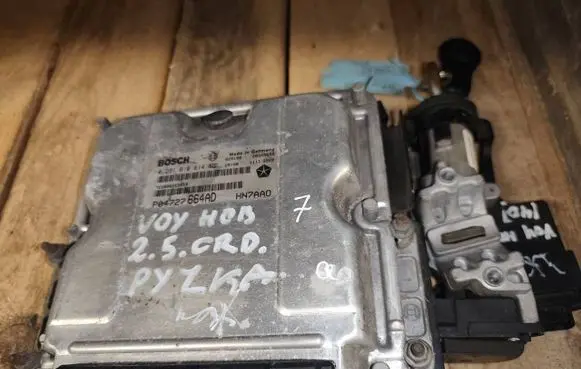 Chrysler Voyager Engine control unit/module P04727664AD 0281010814