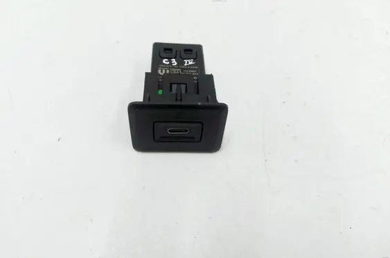 Citroen e-C3 USB socket connector 98538616ZD