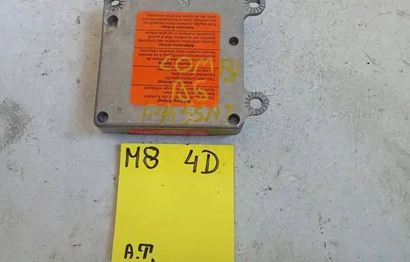 Volkswagen PASSAT B5 Airbag control unit/module 1J0909607A 5WK4199