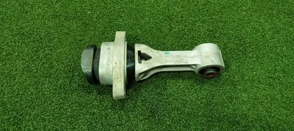 KIA Ceed Engine mount bracket 21950A500