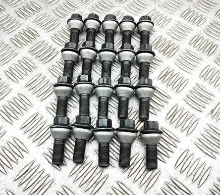 BMW X6 G06 Nuts/bolts 6890324