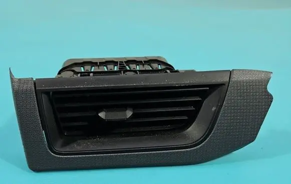 Renault Express Dashboard air vent grill cover trim 687606774R IMPRK1555443