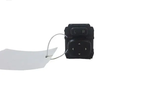 Toyota Avensis T270 Wing mirror switch 183647