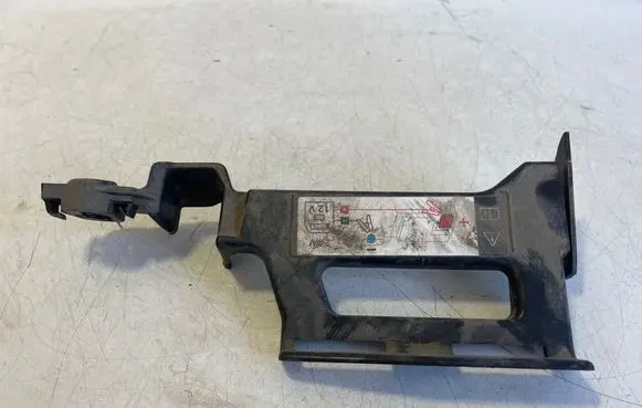 Opel Vivaro Other engine bay part 9808674780