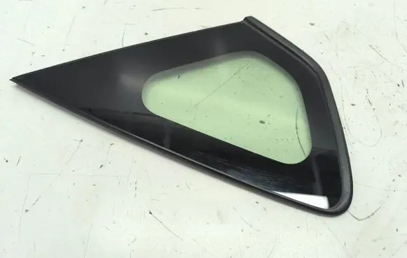 Toyota Prius (XW30) Rear side window 43R005834