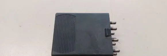 Mercedes-Benz E W124 Fuel pump relay 0065458732