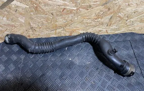 BMW X1 E84 Intercooler hose/pipe 11617797483 446291603 583000