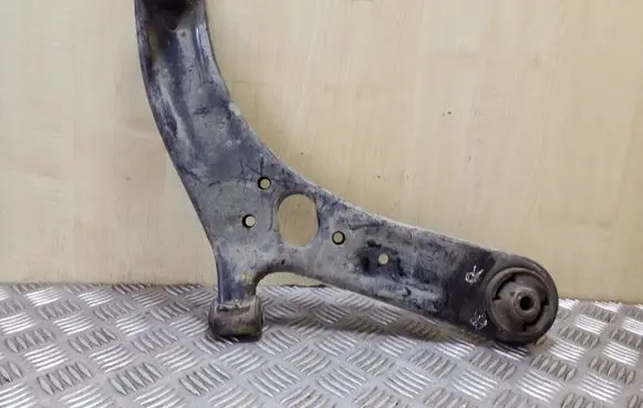 KIA Rio Front lower control arm/wishbone