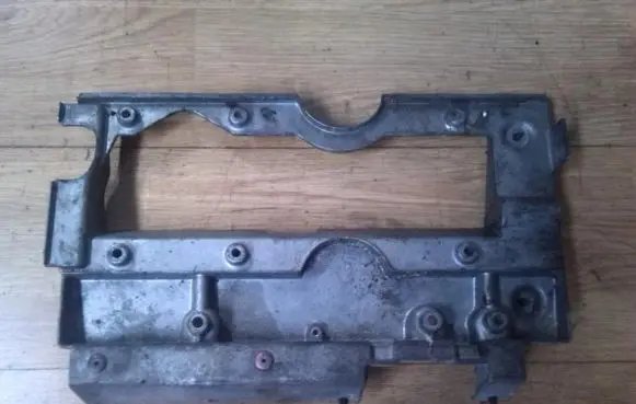 Volvo S40, V40 Rocker cam cover 09207828