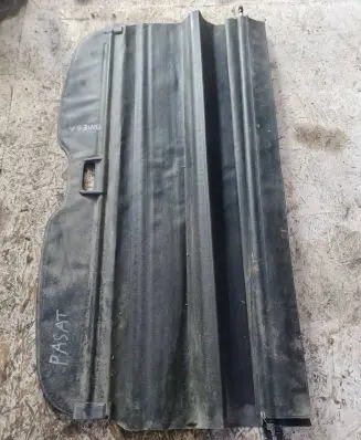 Opel Omega B1 Parcel shelf