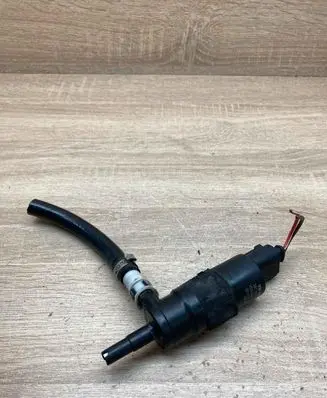 Volkswagen Golf VI Headlight washer pump 3B7955681 1J0973722A