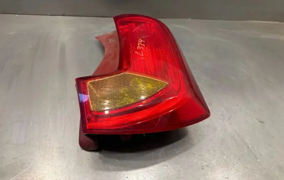 KIA Picanto Rear/tail lights 924011y0