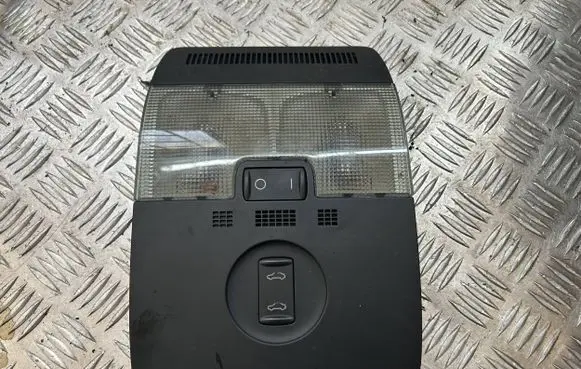 Audi A3 S3 A3 Sportback 8P Front seat light 8E0947565