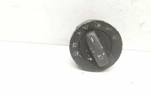 Light switch
