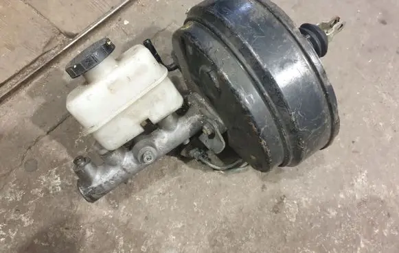 Hyundai Sonata Master brake cylinder