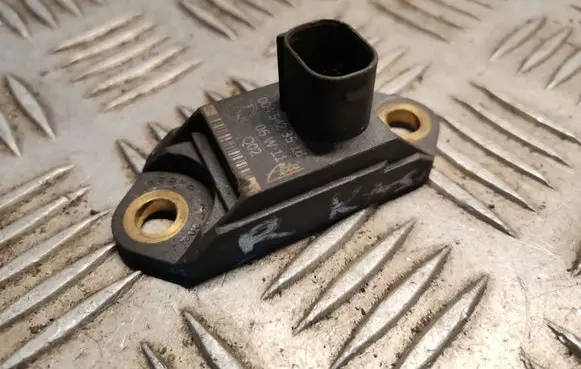 Mercedes-Benz R W251 ESP acceleration yaw rate sensor 0045423518