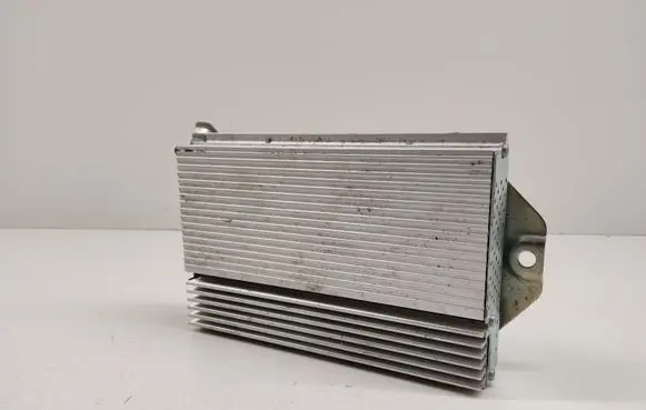 Dodge Nitro Sound amplifier 36670C