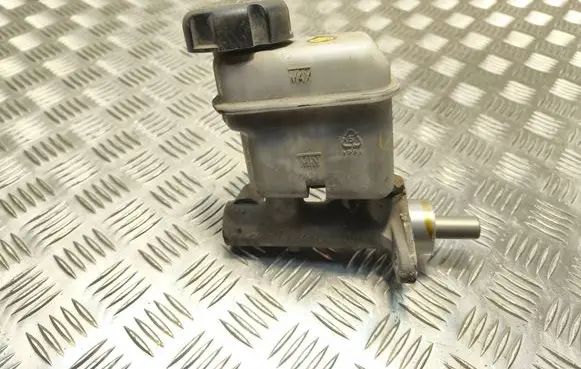 Hyundai Sonata Master brake cylinder BM111084B